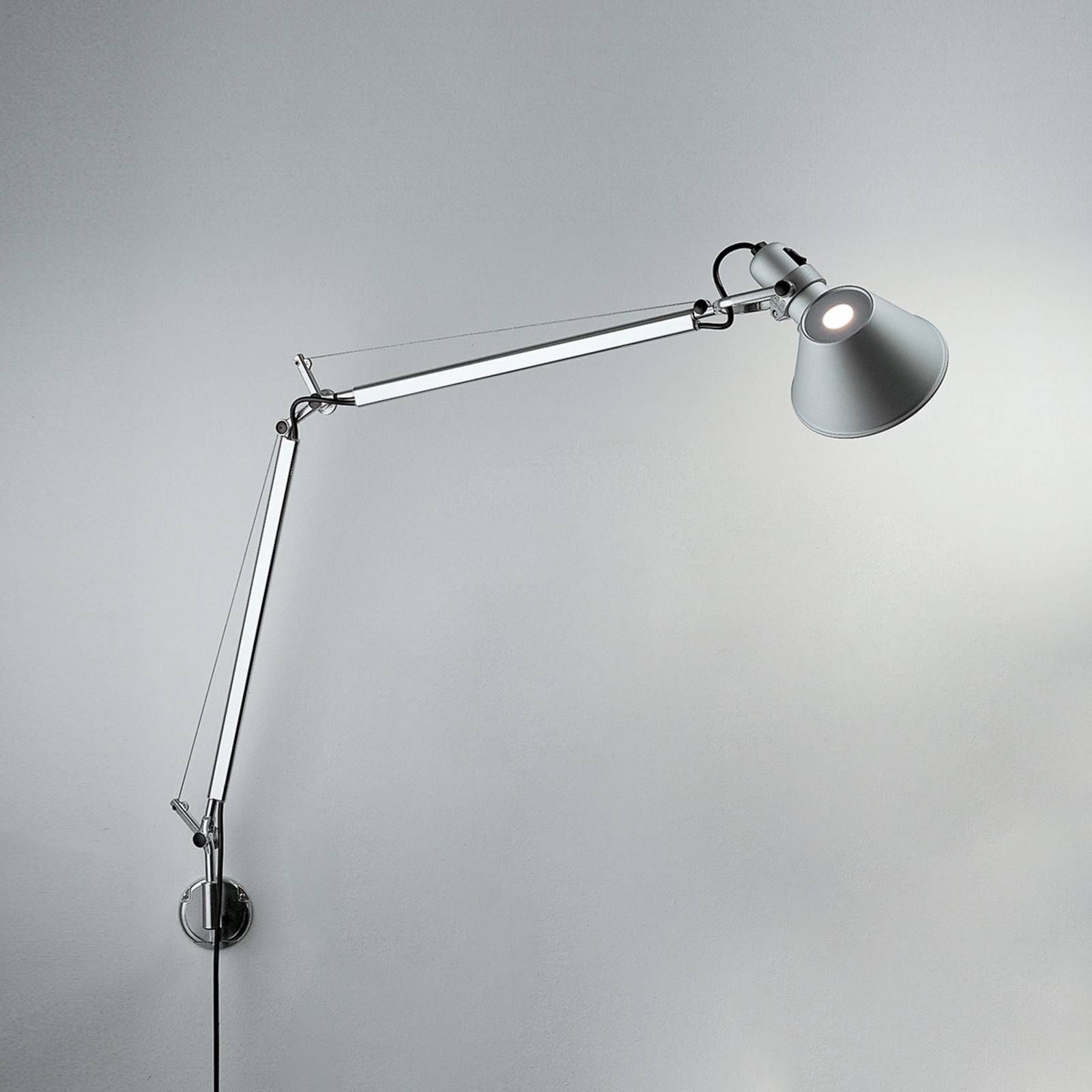 Artemide Nástenné LED svietidlo Tolomeo 2 700 K, Obývacia izba / jedáleň, hliník, 10W, K: 131cm