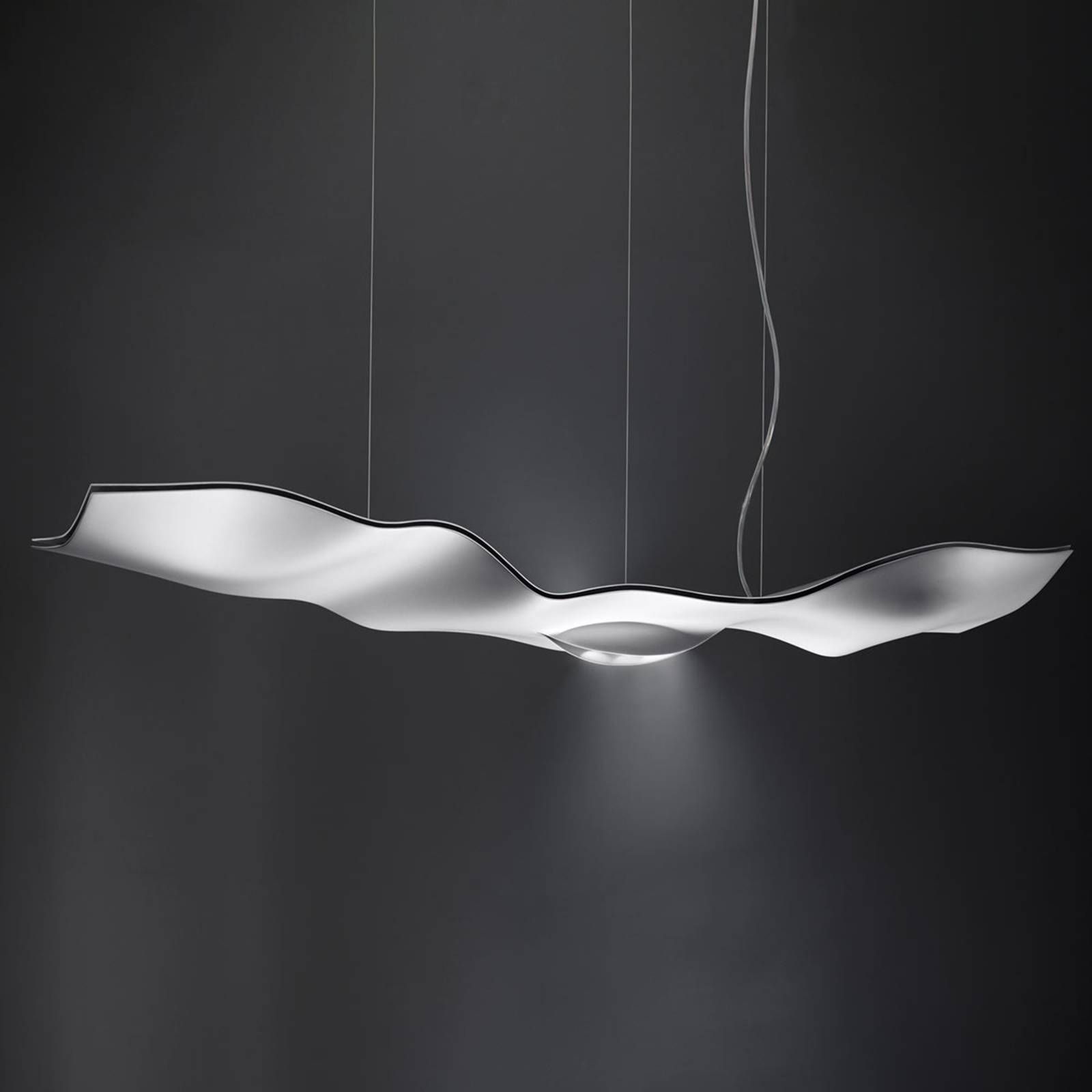 Ingo Maurer Luce Volante – LED svietidlo, biele, Obývacia izba / jedáleň, sklenené vlákno, hliník, 23W, P: 145 cm, L: 30 cm