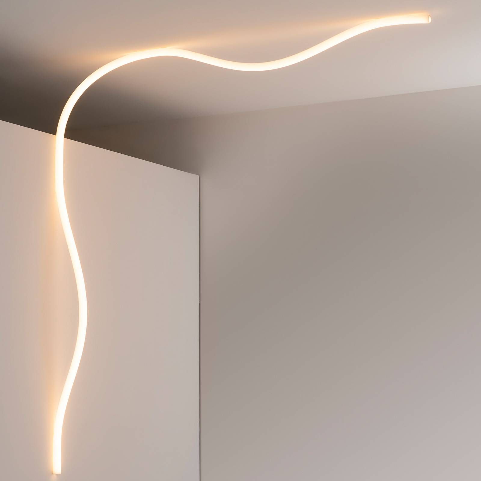 Artemide La linea svetelný LED had, 5 metrov, Obývacia izba / jedáleň, silikón, 75W, P: 500 cm