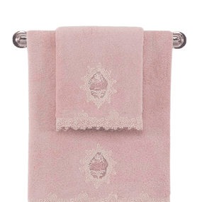 Soft Cotton Malé uteráky DESTAN 30x50cm. Malé uteráky Destan s čipkou 30x50cm a vyšitým ornamentom vo francúzskom štýle s vysokou gramážou,zaručuje vynikajúcu savosť a mäkkosť. Staroružová