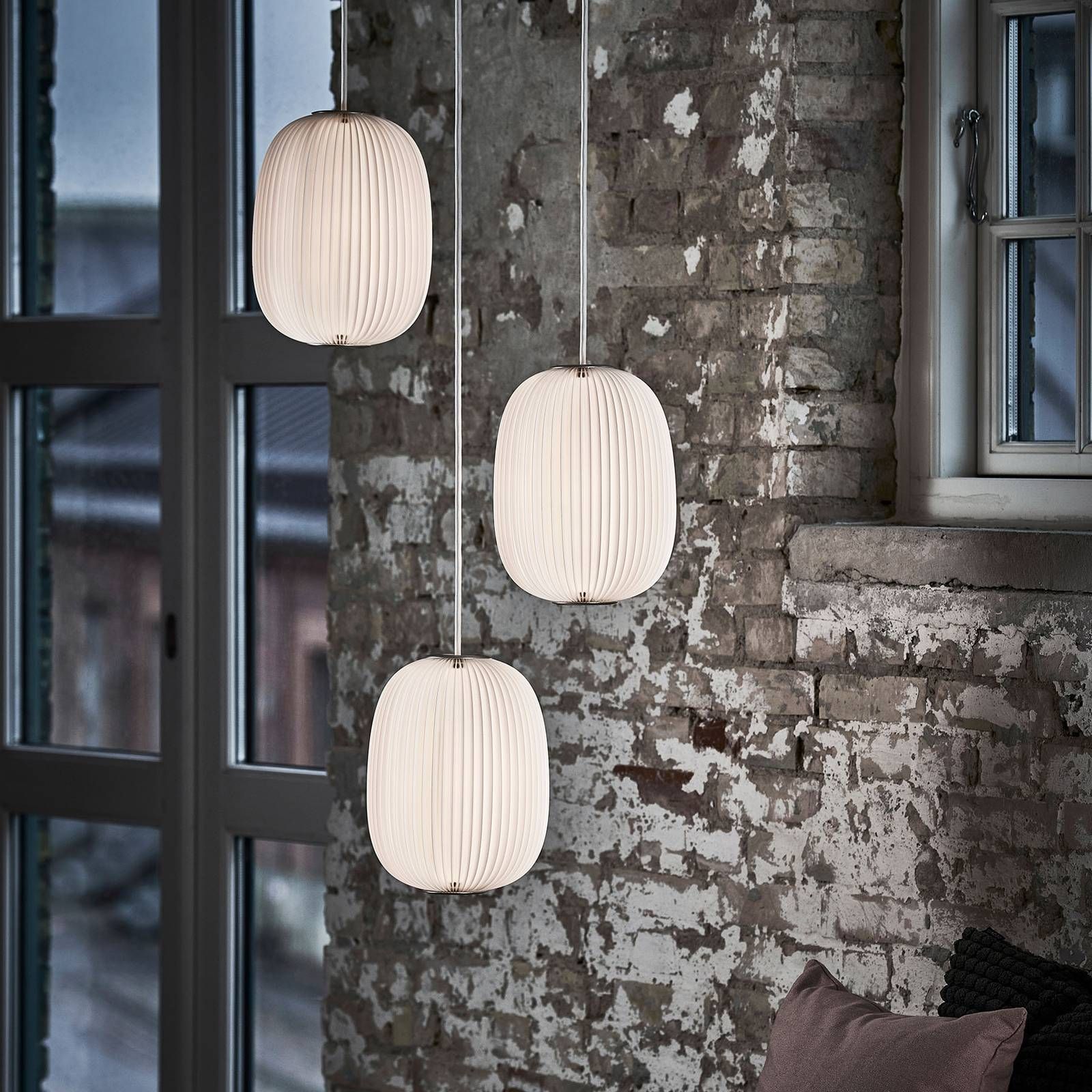 LE KLINT Lamella 4 dizajnová závesná lampa, hliník, Obývacia izba / jedáleň, plast, kov, E14, 10W, K: 28cm