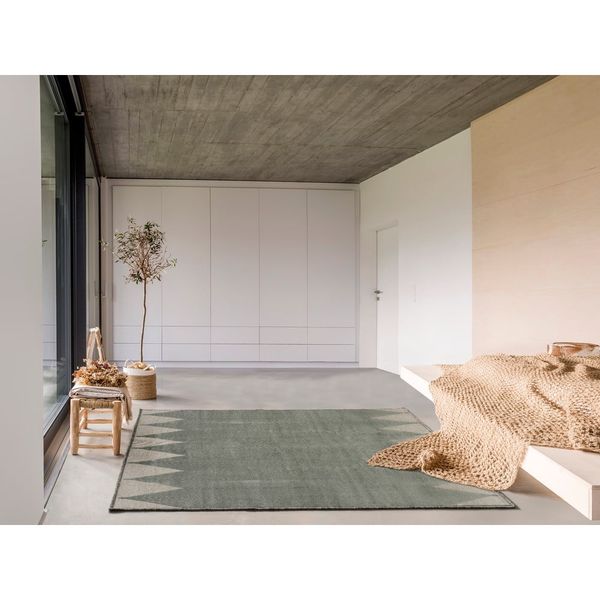 Sivý koberec 170x120 cm Farashe - Universal