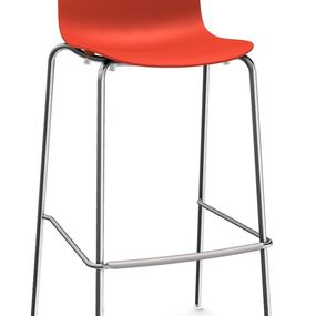 MAGIS - Barová stolička TROY s plastovým sedadlom a štvornohou podnožou