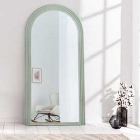 Estila Art deco dizajnové zrkadlo Swan oblúkového tvaru s pastelovým zeleným kaskádovým rámom 160cm