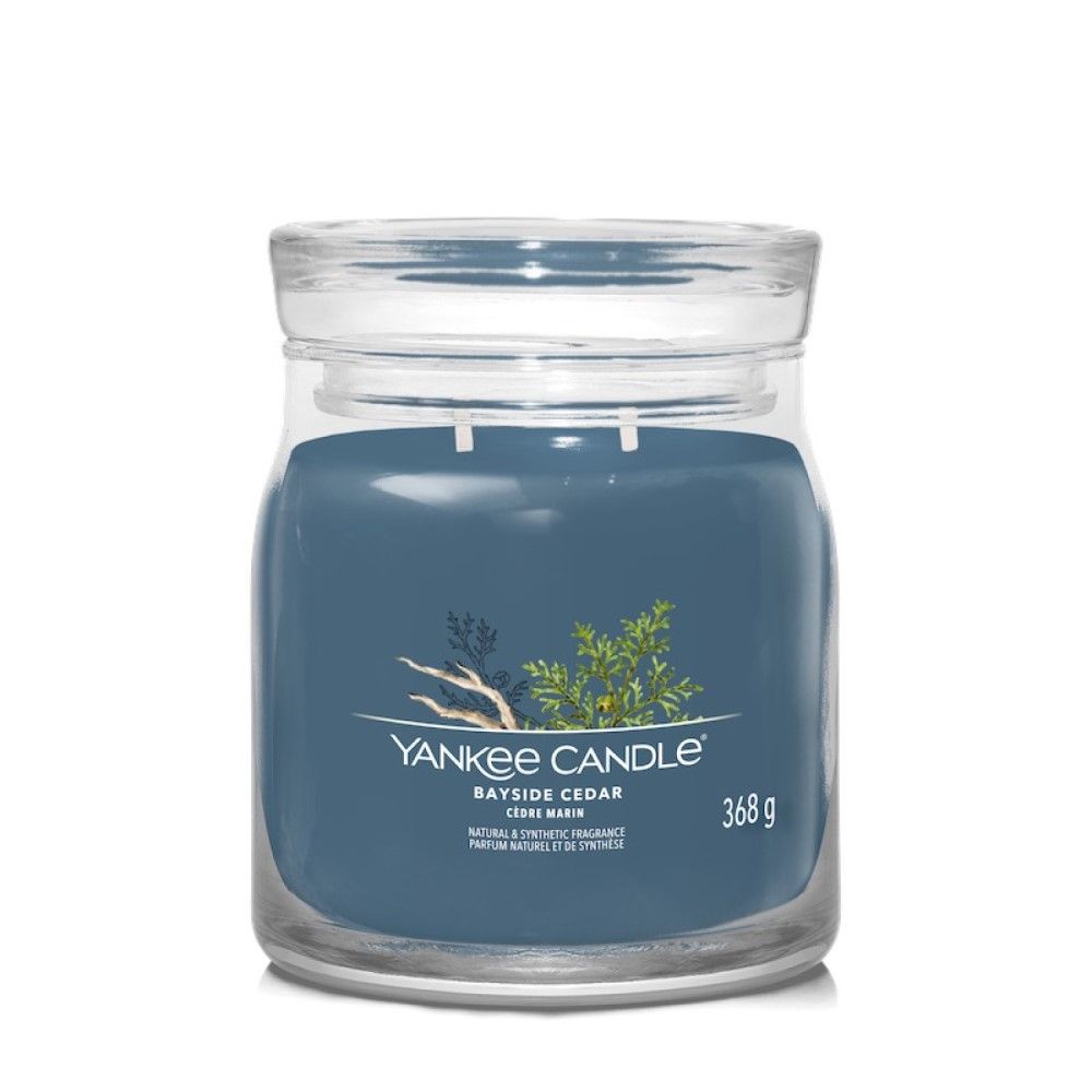 Sviečka yankee candle - bayside cedar, stredná