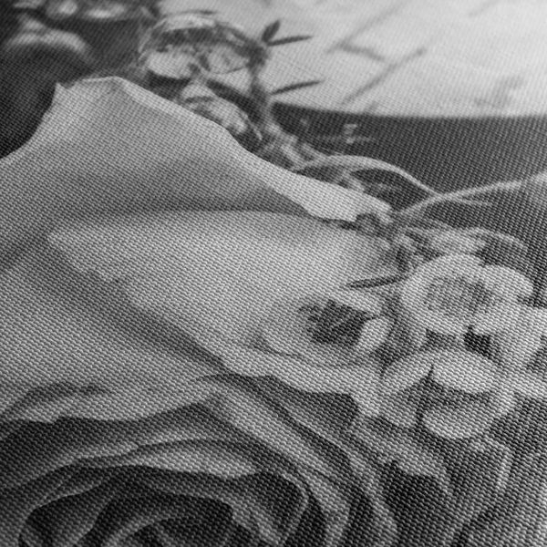 Obraz ruža a srdiečko vo vintage čiernobielom prevedení - 100x50