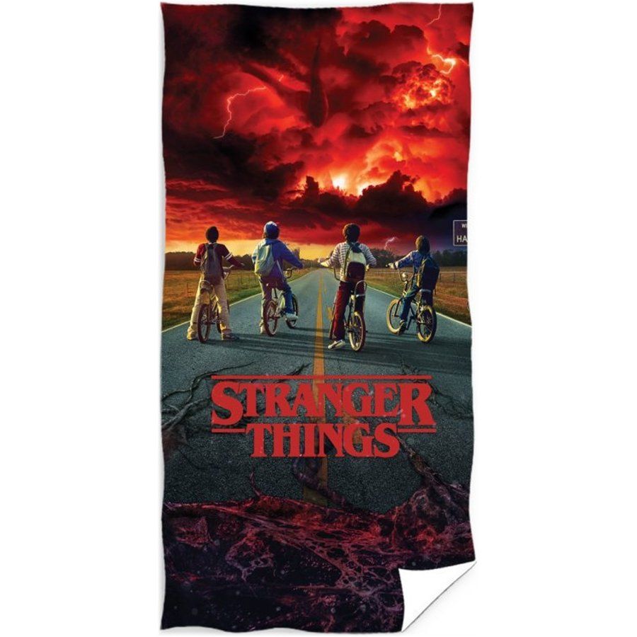 Carbotex · Bavlnená osuška Stranger Things - motív Storm Guards - 100% bavlna, froté s gramážou 300 gr./m² - 70 x 140 cm