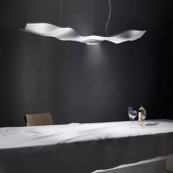 Ingo Maurer Luce Volante – LED svietidlo, biele, Obývacia izba / jedáleň, sklenené vlákno, hliník, 23W, P: 145 cm, L: 30 cm