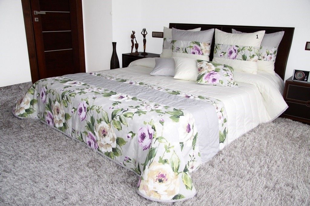 DomTextilu Sivo krémový prehoz na posteľ s ružami Šírka: 240 cm | Dĺžka: 260 cm 5070-104257