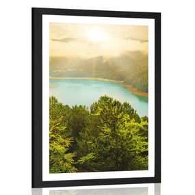 Plagát s paspartou rieka uprostred zeleného lesa - 30x45 black