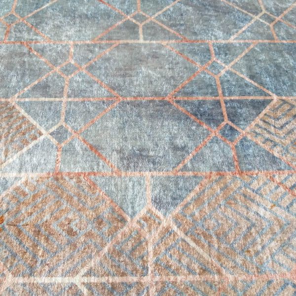 DomTextilu Protišmykový koberec s geometrickým vzorom 55128-234530