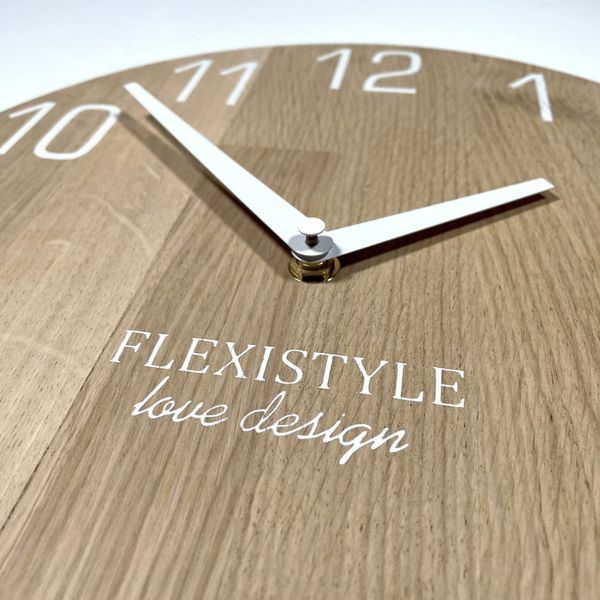 DomTextilu Kvalitné dubové nástenné hodiny 30 cm 56687