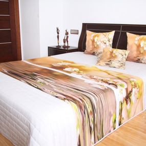 DomTextilu Prehoz na posteľ bielej farby s motívom hnedých kvetov Šírka: 220 cm | Dĺžka: 240 cm 2944-103344
