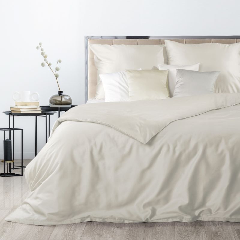 DomTextilu Krémové obojstranné posteľné obliečky so zapínaním na zips 220x200 cm  krémová 66986