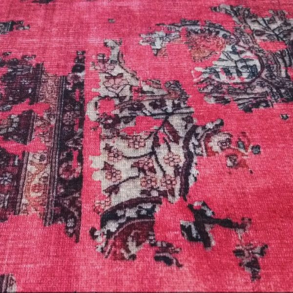 DomTextilu Orientálny koberec v malinovej farbe 64164-240249