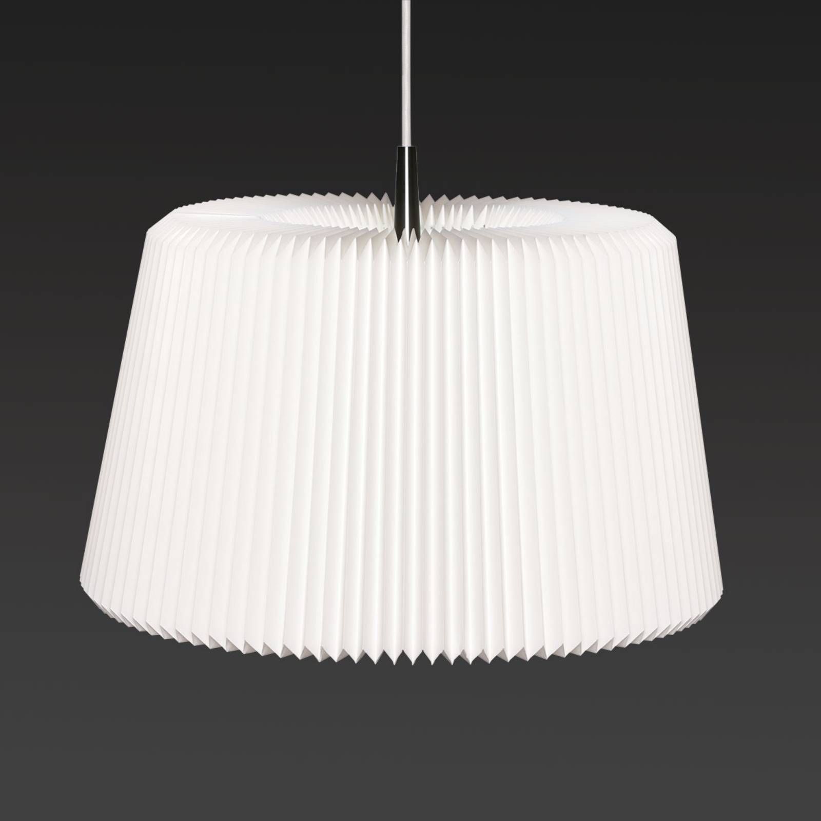 LE KLINT Snowdrop XL – závesná lampa z papiera, Obývacia izba / jedáleň, papier, E27, 75W, K: 30cm