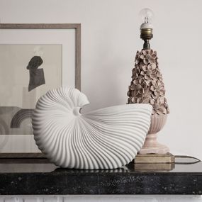 ferm LIVING Keramický obal na kvetináč Shell Pot Off White