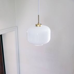 Dyberg Larsen Arp závesná lampa, zavesenie mosadz, Obývacia izba / jedáleň, sklo, E27, 25W, K: 20cm