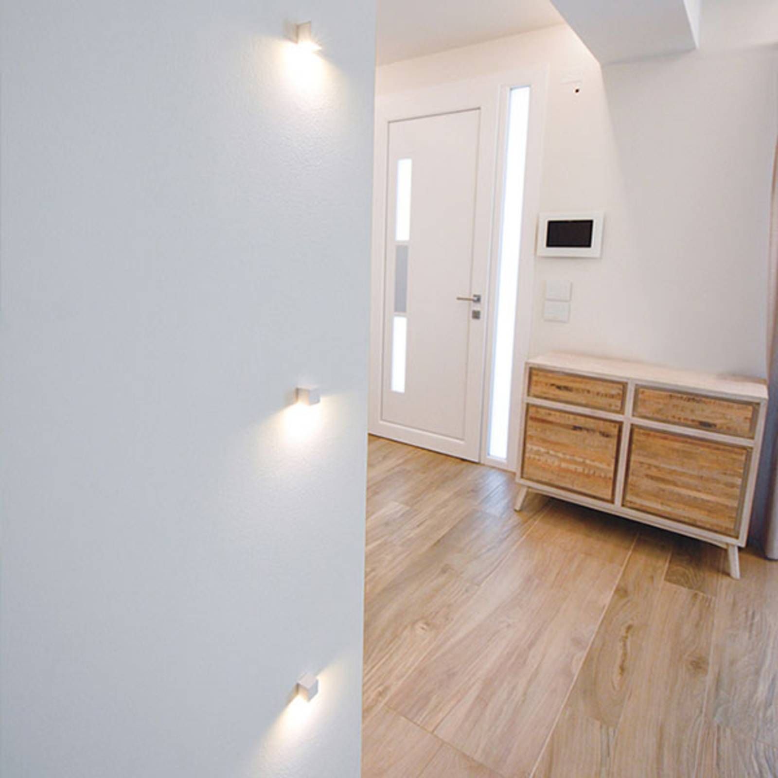 9010 zapustené nástenné LED svetlo 2466B, 2 700 K, Obývacia izba / jedáleň, Cristaly, 2W, Energialuokka: G, L: 10 cm, K: 10cm