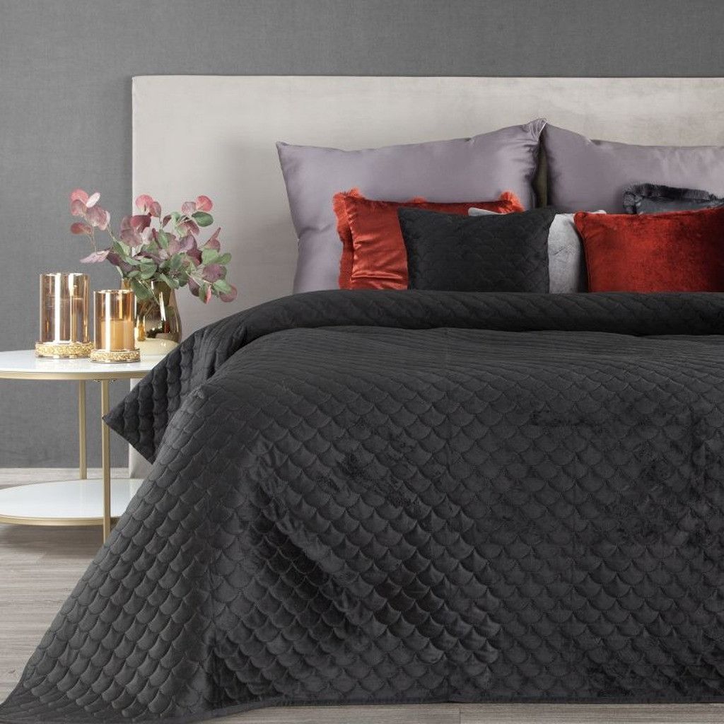 DomTextilu Luxusný čierny prešívaný prehoz na posteľ Šírka: 220 cm | Dĺžka: 240 cm 26163-150600