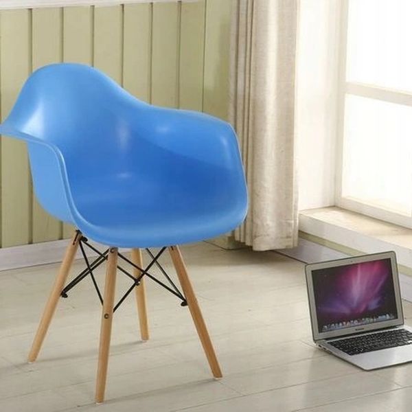 DomTextilu Dizajnová stolička do kuchyne modrej farby 14851