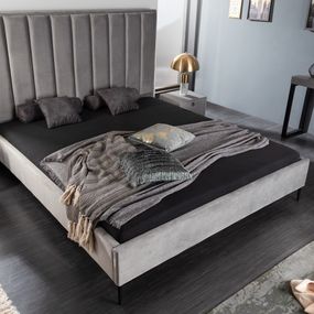 Germany24 - Luxusná posteľ Cosmopolite 180x200cm strieborný sivý zamat