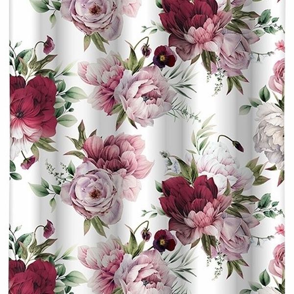 Krásny záves v bielo-ružovej kombinácií farieb s kvetinami