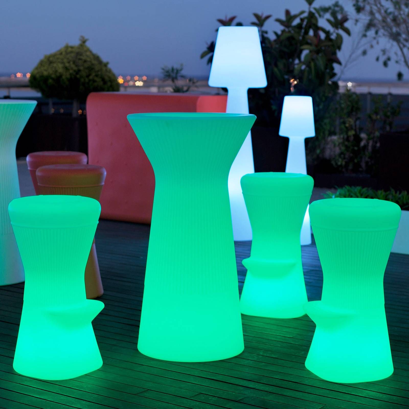 Newgarden Corfu barová LED stolička solár+batéria, polyetylén, 3W, K: 74cm