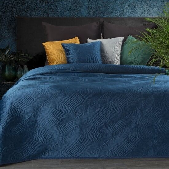 DomTextilu Kvalitný prešívaný prehoz na posteľ tmavo modrej farby Šírka: 170 cm | Dĺžka: 210 cm 68602-244183