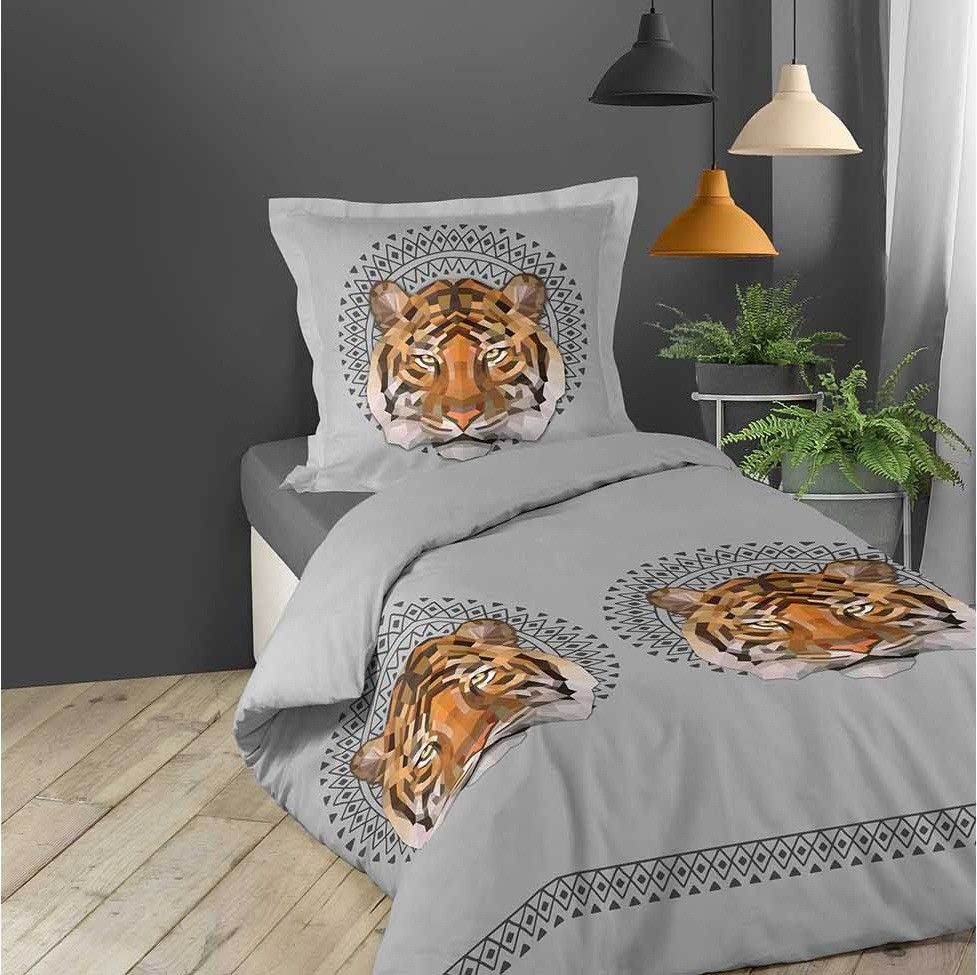 DomTextilu Bavlnené obliečky na posteľ sivej farby s tigrom JACANA 140 x 200 cm 13465