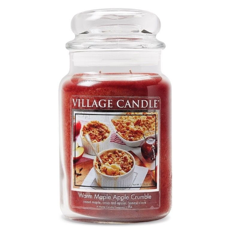 VILLAGE CANDLE Sviečka Village Candle - Warm Maple Apple Crumble 602 g
