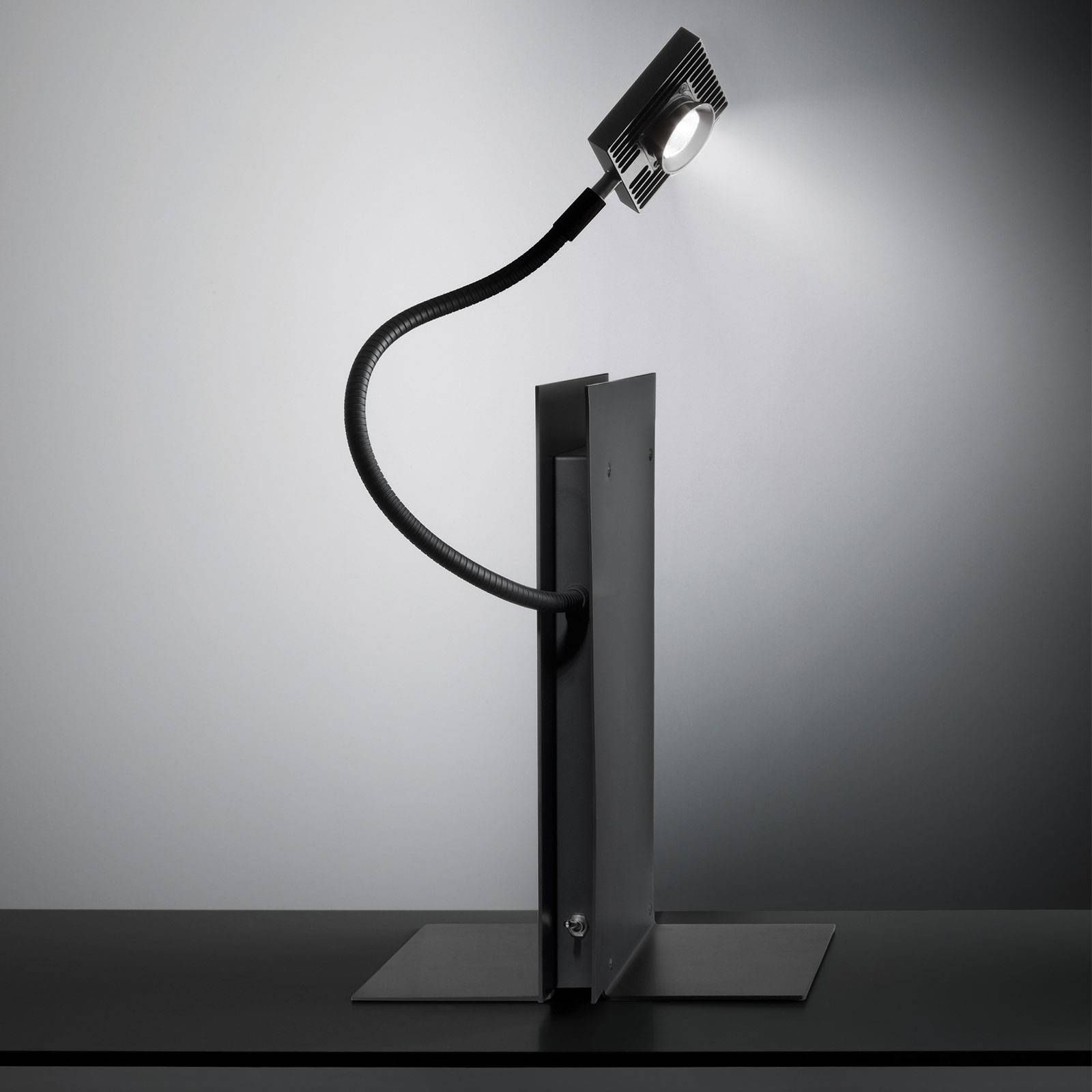Ingo Maurer LED´s Oskar stolná lampa, čierna, Spálňa, eloxovaný hliník, kov, 6W, K: 33cm