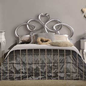 Estila Exkluzívna manželská posteľ Alegro s ozdobným strieborným čelom 180x200