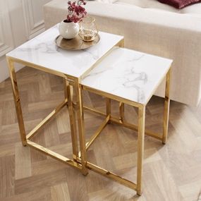 Estila Set dvoch moderných príručných stolíkov Gold Marbleux v prevedení biely mramor s kovovou podstavou v zlatej farbe 55cm