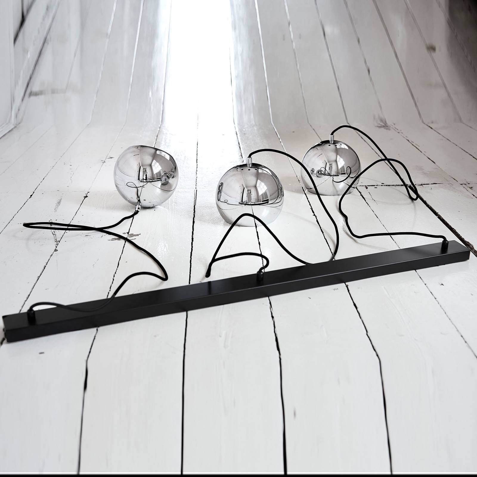 FRANDSEN Ball Track závesná lampa 3pl lesklý chróm, Obývacia izba / jedáleň, kov, E27, 40W, P: 100 cm