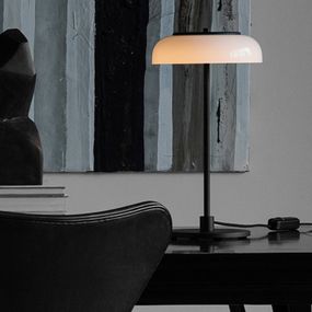 Nuura Aps Blossi Table stolová LED lampa, čierna/biela, Obývacia izba / jedáleň, ručne fúkané sklo, kov potiahnutý práškom, 6W, K: 44cm
