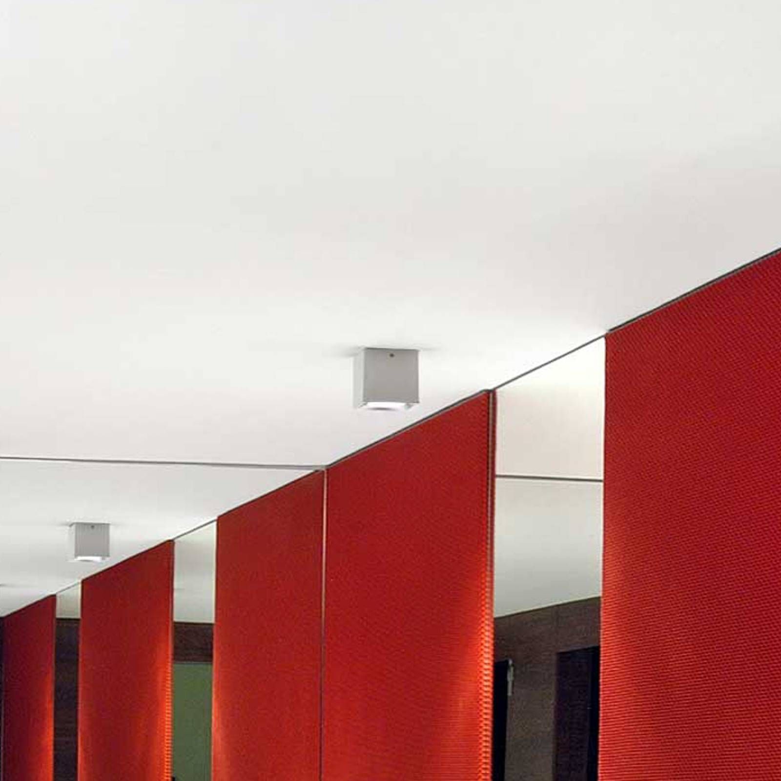 Milan Iluminación Dau Spot stropné svietidlo tvar kocky biele, Obývacia izba / jedáleň, hliník, GU10, 75W, P: 8 cm, L: 8 cm, K: 8.7cm