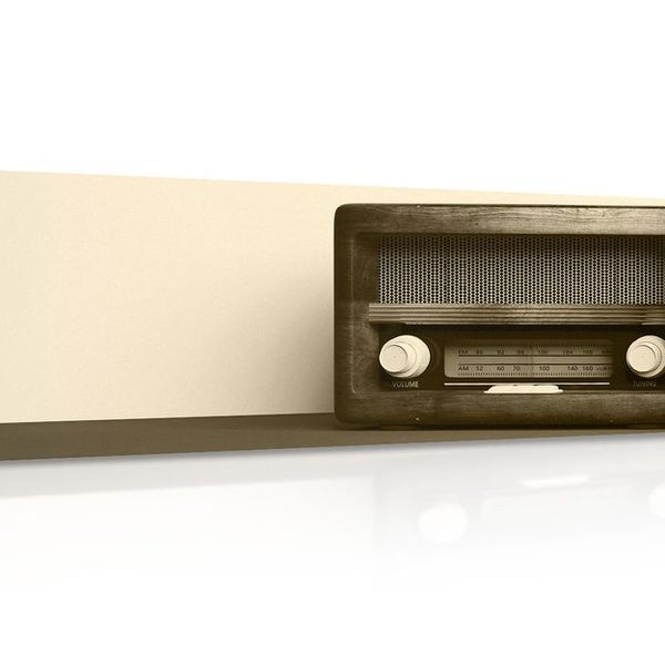 Obraz retro rádio v sépiovom prevedení - 150x50