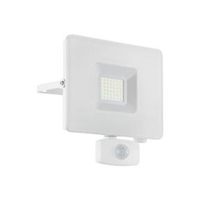 Vonkajšie senzorové svietidlo EGLO FAEDO 3 LED sensor  33158