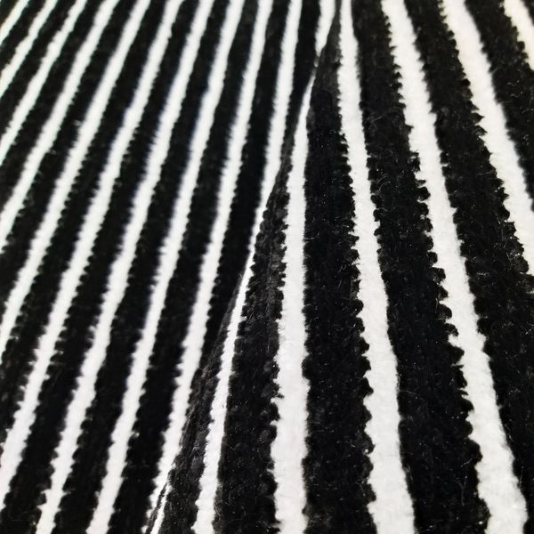 DomTextilu Protišmykový čierno biely koberec do obývačky 67140-241795