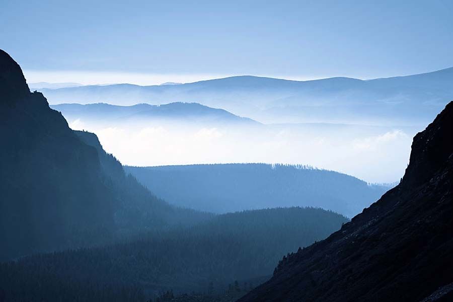 Fototapety Príroda - Ranná hmla v horách 10130 - vliesová