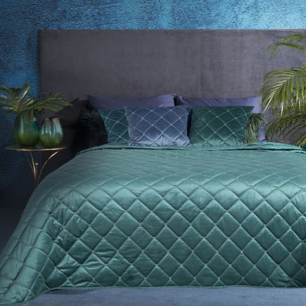 DomTextilu Luxusný zamatový prehoz na posteľ s dekoračným prešívaním Šírka: 170 cm | Dĺžka: 210 cm 28396-154257