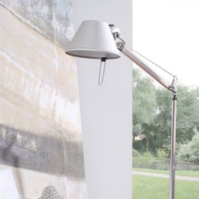 Artemide Stolná lampa Tolomeo so stmievačom 2700K, Pracovňa / Kancelária, hliník, 10W, P: 78 cm, K: 129cm