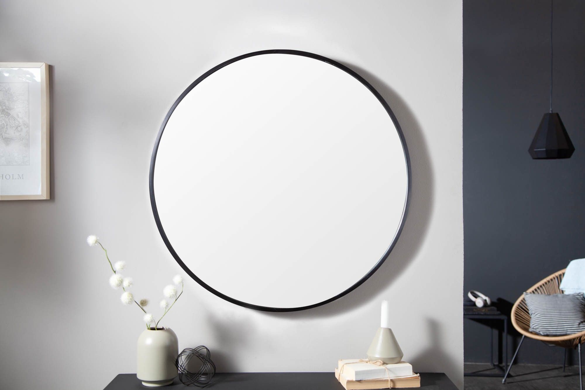 Estila Moderné štýlové okrúhle nástenné zrkadlo Smialls v čiernom ráme 80cm