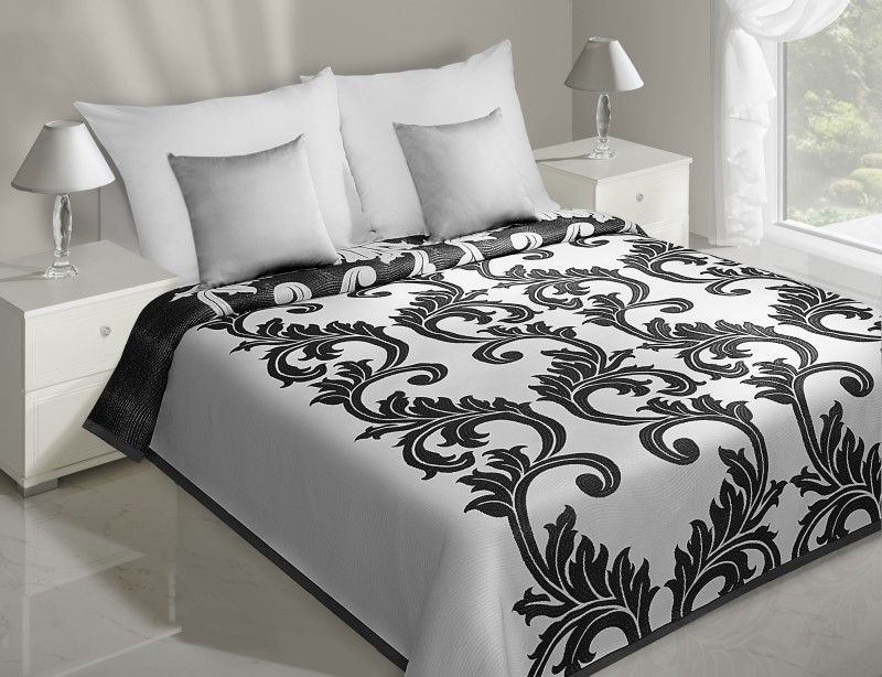 DomTextilu Biele prehozy na posteľ s čiernym vzorom Šírka: 170 cm | Dĺžka: 210 cm 19235-133627