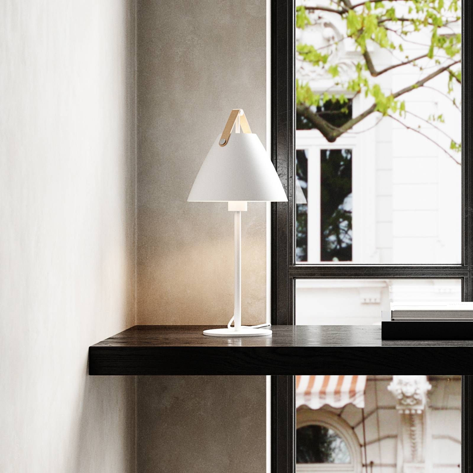 DFTP by Nordlux Stolová lampa Strap z kovu, s koženým pásom, biela, Obývacia izba / jedáleň, kov, koža, E27, 40W, K: 55cm