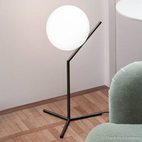 FLOS IC T1 High stolná lampa čierna, Obývacia izba / jedáleň, oceľ, sklo, E14, 60W, K: 53cm