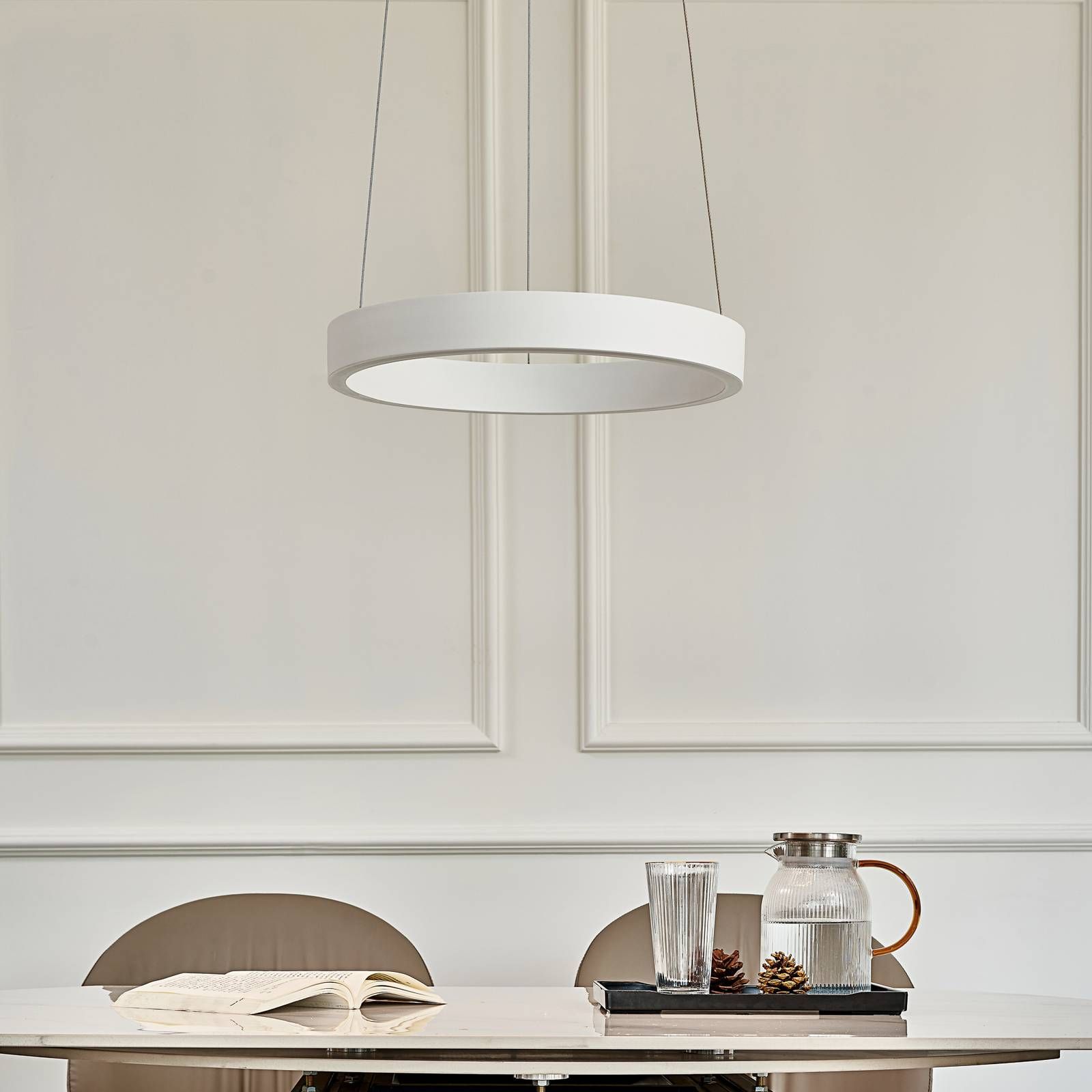 Arcchio Answin LED závesné svietidlo 26, 4 W biela, Obývacia izba / jedáleň, kov, 26.4W