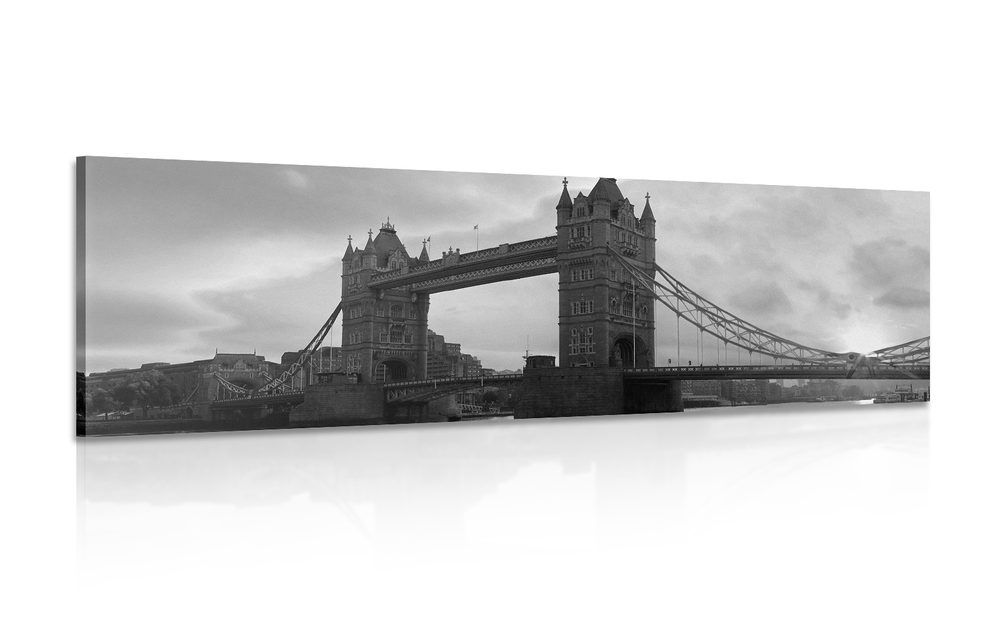 Obraz Tower Bridge v Londýne v čiernobielom prevedení