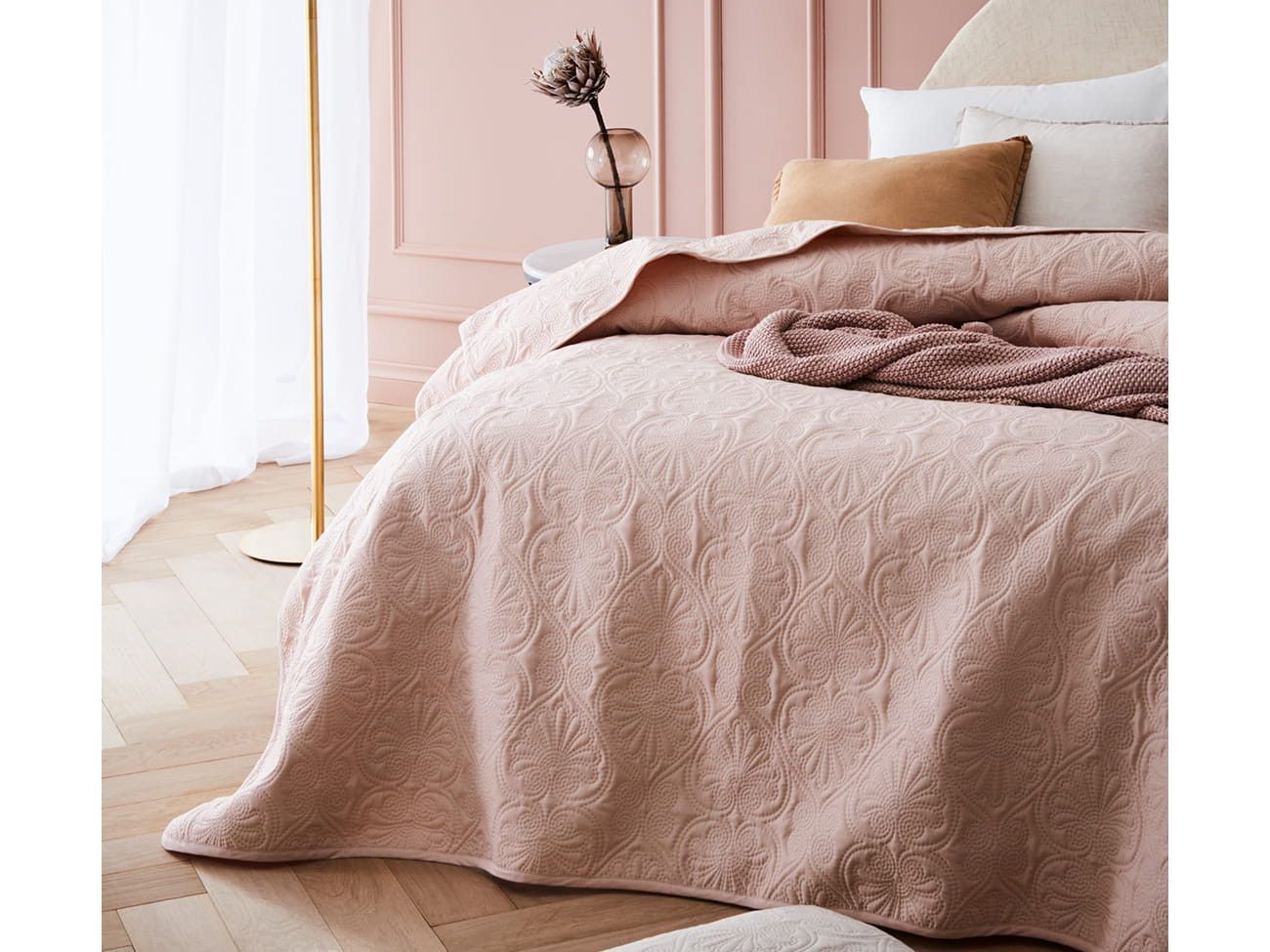 DomTextilu Moderný púdrovo ružový prehoz na posteľ 170 x 210 cm 40294